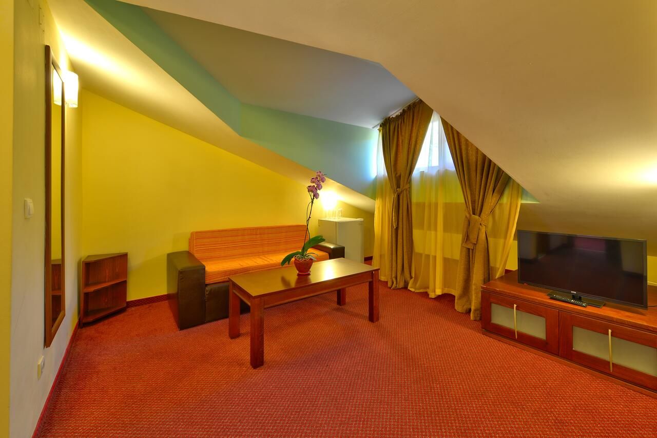 Отель Balkan Hotel Чифлик-8